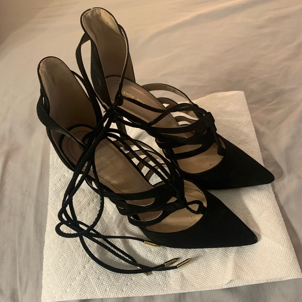 Black Strappy Stilettos - Picture 4 of 5